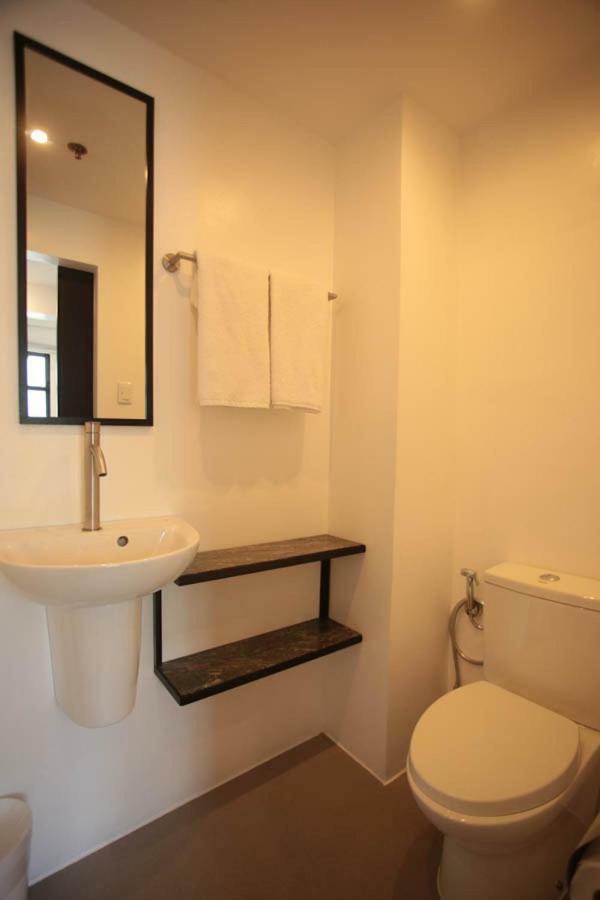 Gomez House Hotel Makati City Exterior photo